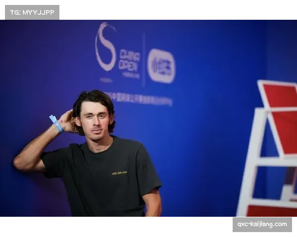 德米纳尔女友社交媒体见证 成阿卡头号粉丝传为佳话